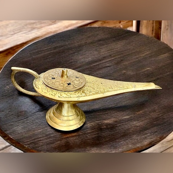 Vintage Brass Genie Lamp & Lid Incense Burner - Picture 7 of 12